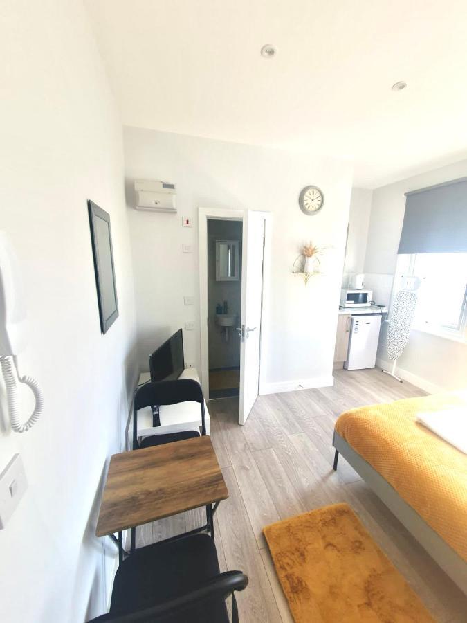 Southall Suites By Gh Stays Exteriér fotografie